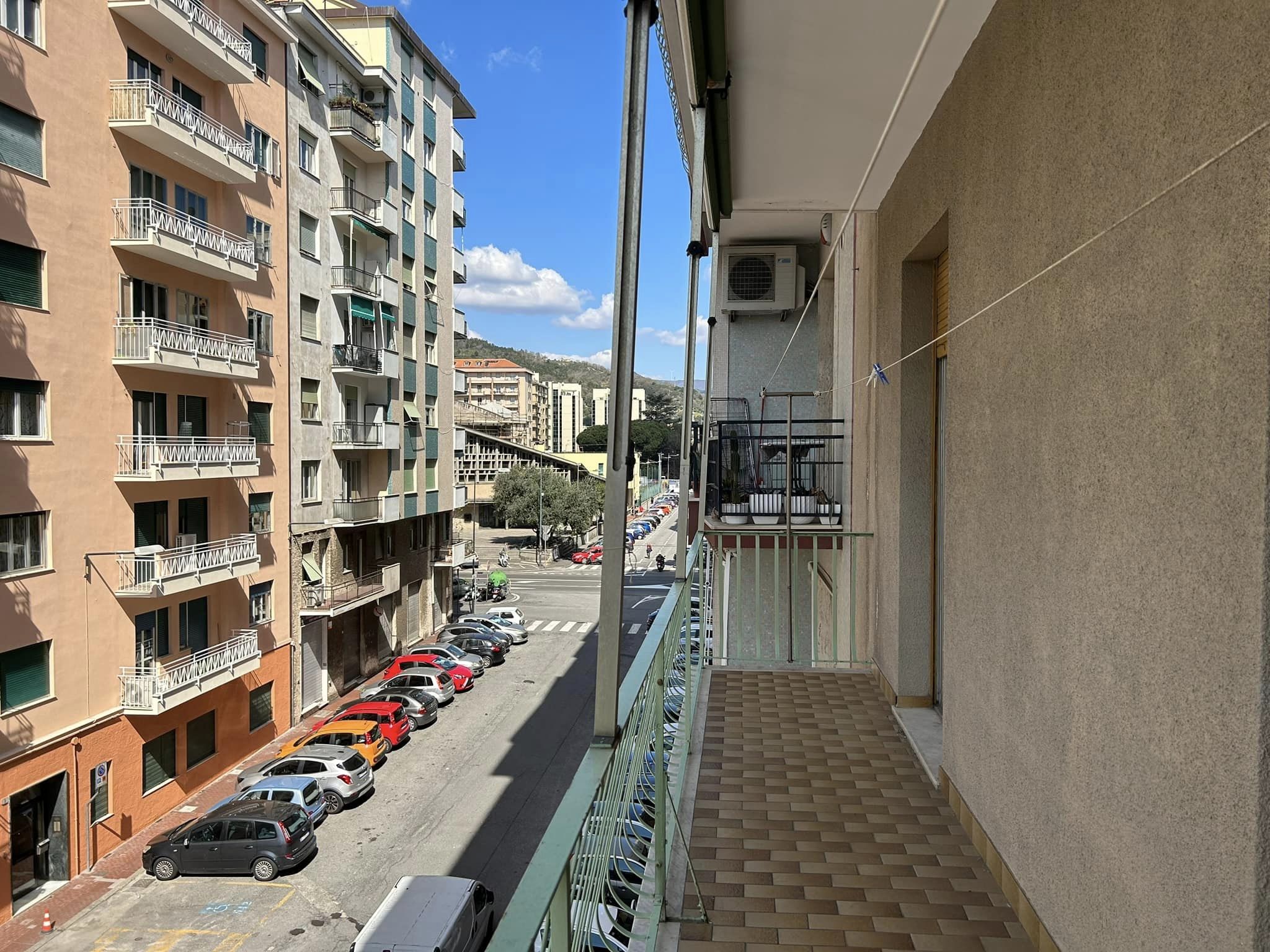Savona: Vendesi in Via Servettaz Appartamento